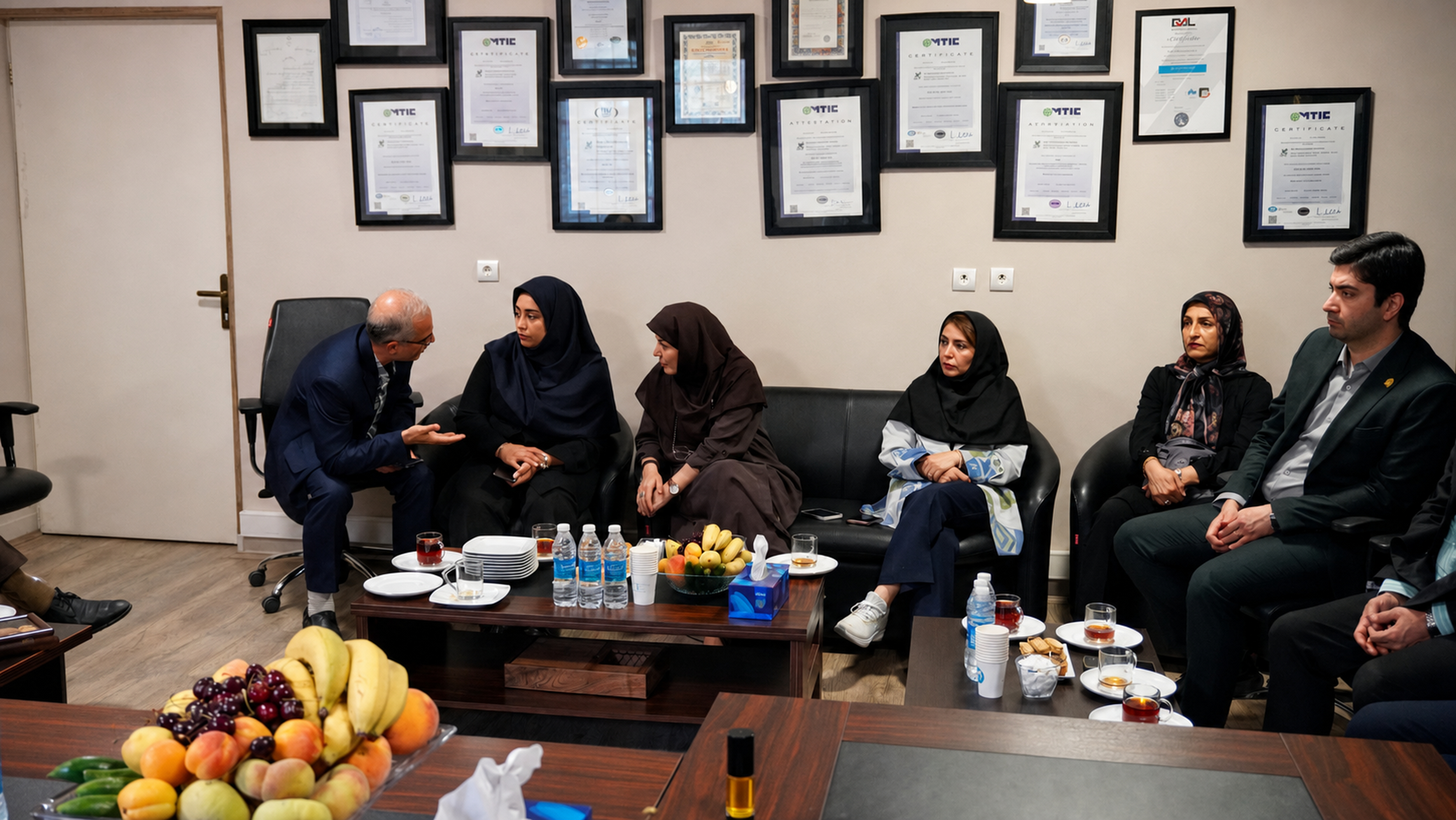 حضور مدیران سازمان غذا و دارو در شرکت داروسازی نیاک