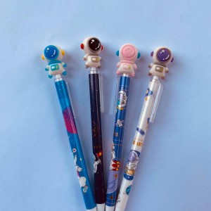 اتود فانتزی فضانورد