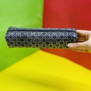 جامدادی چرم