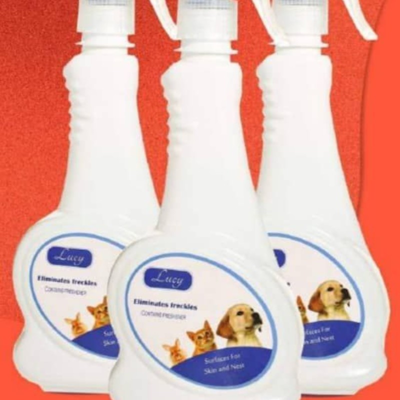 اسپری ضد انگل سگ و گربه lucy حجم 450