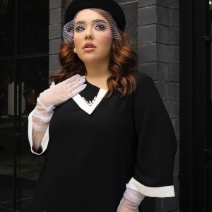 پیراهن مشکی میدی با دیتیل یقه