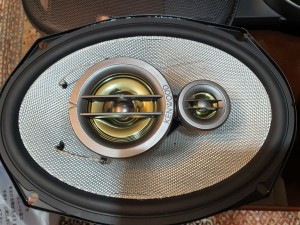 بلندگو 9 اینچی کنوود مدل KFC-HQ718 گارانتی نت الکترونیک بسته 2 عددی