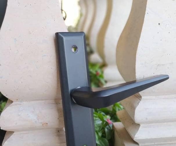 دستگیره‌ در؛ جزئی کوچک با نقشی بزرگ در طراحی و امنیت خانه