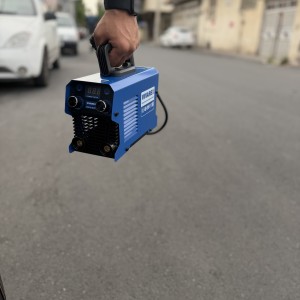 اینورتر جوشکاری مینی ویوارکس مدل VR210-MINI – سیم‌پیچ تمام مس، سبک و قدرتمند، مناسب کارهای خانگی و صنعتی
