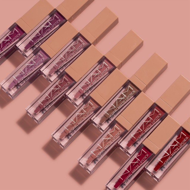 رژلب ایکونیک