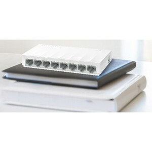 سوییچ 8 پورت مگابیتی و دسکتاپ تی پی-لینک مدل LS1008