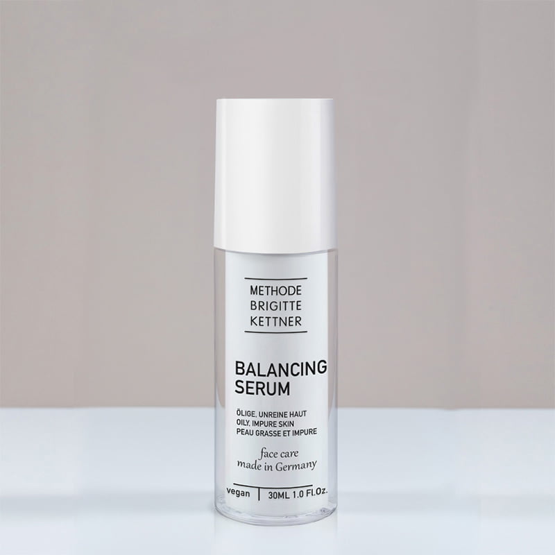 سرم ترمیم‌کننده و متعادل‌کننده MBK مدل Balancing Serum (30 میلی‌لیتر)