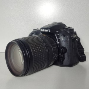دوربین عکاسی کانن دست دوم Canon EOS 7D Mark II Kit 18-135mm f/3.5-5.6 IS STM(15000 شات)