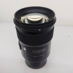 لنز دست دوم Sony FE 28-70mm f/3.5-5.6 OSS No Box (جعبه ندارد)