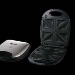 ساندویچ ساز دلمونتی مدل DL590