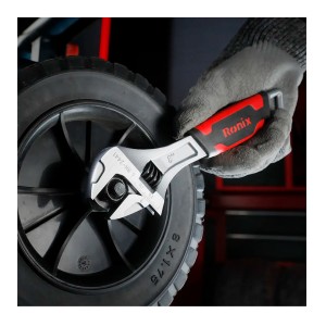 آچار فرانسه سایز 6 , 8 , 10 روکش دار Ronix