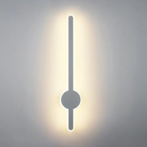 دیوارکوب لوکس ایتالیایی 60 سانت در رنگ بدنه سیلور و طلایی، دیوارکوب کنار مبل، کنار تخت اتاق خواب، چراغ دیواری کریستالی قاب پذیرایی ،روشنایی دیوار تلویزیون