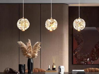 راهنمای انتخاب لوستر و دیوارکوب برای سبک‌های مختلف دکوراسیون (مدرن، کلاسیک و مدرن‌کلاسیک)