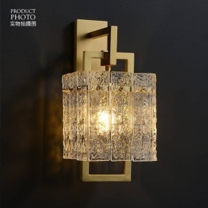 دیوارکوب شارژی کریستالی مدرن با قابلیت استفاده از لامپ شارژی و لامپ معمولی – مناسب پذیرایی و اتاق خواب