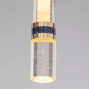 آویز کریستالی استوانه‌ای مناسب راه‌پله و لابی هتل