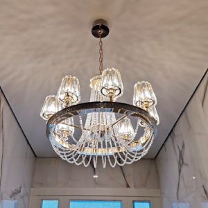 لوستر کریستالی شیک و لوکس وارداتی برای ویلاها، کلوپ‌ها، راهروها، طبقات دوبلکس، اتاق‌های نشیمن بار، کافه‌ها، سالن‌های ضیافت، اتاق‌های خواب، اتاق‌های غذاخوری با ست کامل