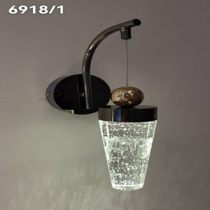 ست آویز و دیوارکوب لوکس خارجی رنگ بدنه مشکی و طلایی