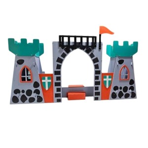 دکور چوبی خانه بازی طرح قلعه شنی