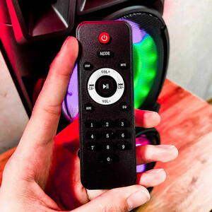 اسپیکر بلوتوثی قابل حمل مدل ZQS-8210