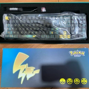 کیبورد مکانیکی گیمینگ بی سیم سه حالته شارژی پوکمون چری