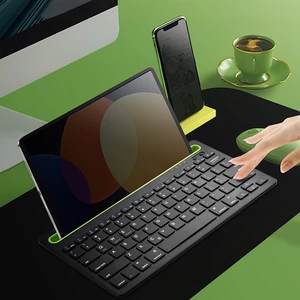 کیبورد بی‌سیم شارژی با استند موبایل و تبلت
