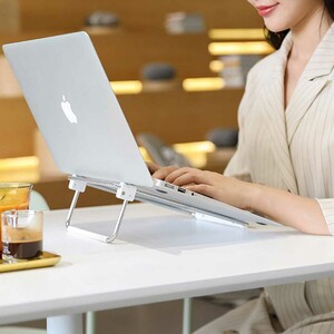 بهترین ستند و پایه لپ‌تاپ آلومینیومی تاشو یوگرین