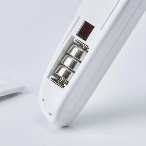 خرید بهترین ناخن‌گیر حیوانات خانگی برقی دارای چراغ شیائومی