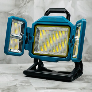 چراغ چندکاره طبیعت گردی تاسک