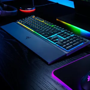 کیبورد باسیم گیمینگ ریزر مدل Ornata V3