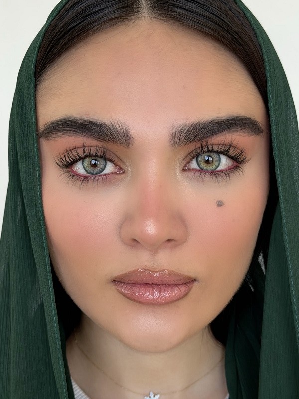 لنز رنگی نچرال گرین (Natural Green) برند یونیک (Unique)