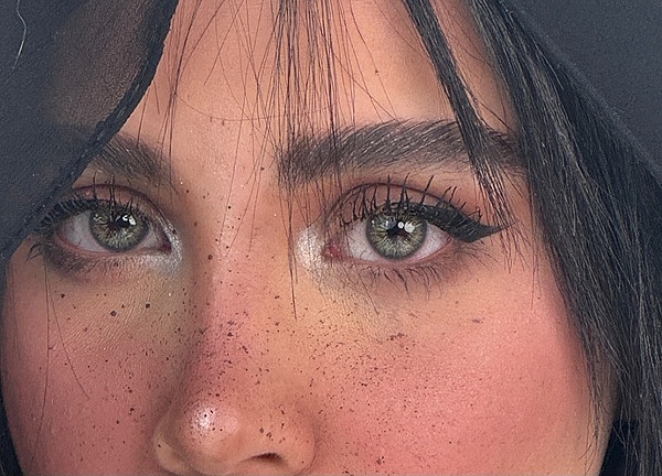 لنز رنگی گری بژ (Gray Beige) برند سلنا (Selena)