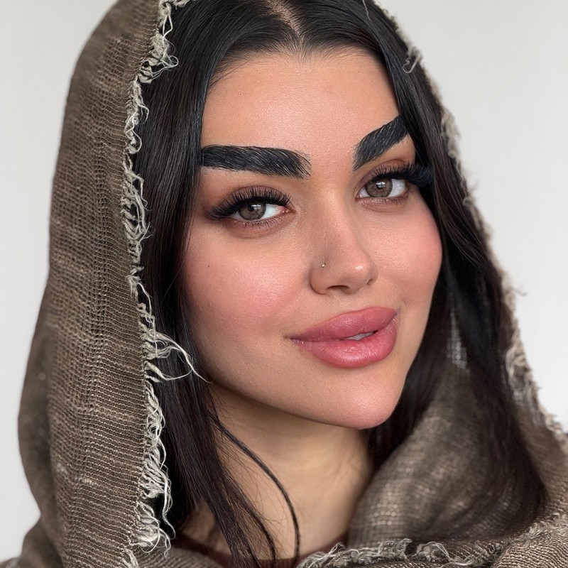 لنز رنگی تروفل (Truffle) برند جمستون (Gemstone)