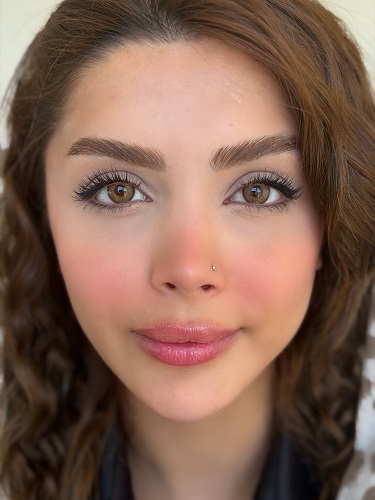 لنز رنگی تندر براون (Tender brown) برند وایب (Vibe) سالانه