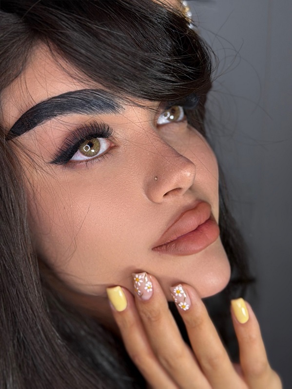 لنز رنگی بریز هازل (Breeze Hazel) برند آماندا (Amanda) فصلی 6 ماهه
