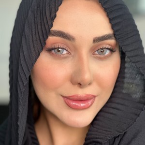 لنز رنگی کلاسیک گری (CLASSIC GRAY) برند یونیک (unique)