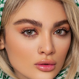 لنز رنگی برگاموت (bergamot) برند یونیک (Unique)