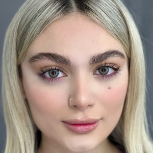 لنز رنگی ازالعا (Azalia) برند یونیک (Unique)