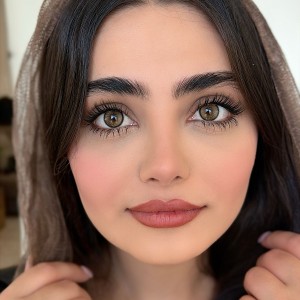 لنز رنگی گلد هیزل (Gold Hazel) برند یونیک (Unique)