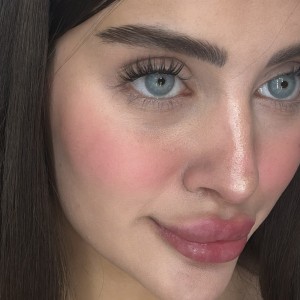 لنز رنگی چلسی گری (chelsea gray) برند یونیک (Unique)