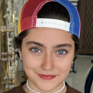 لنز رنگی نیویورک بلو (New York Blue) برند آماندا (Amanda)