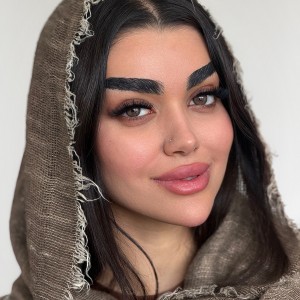 لنز رنگی تروفل (Truffle) برند جمستون (Gemstone)