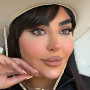 لنز رنگی تورین (Turin) برند وایب (Vibe) سالانه
