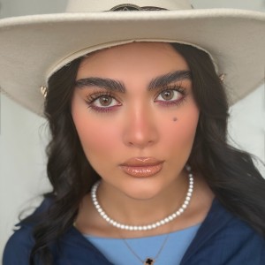 لنز رنگی پیور گری  (Pure Grey) برند یونیک (Unique) سالانه