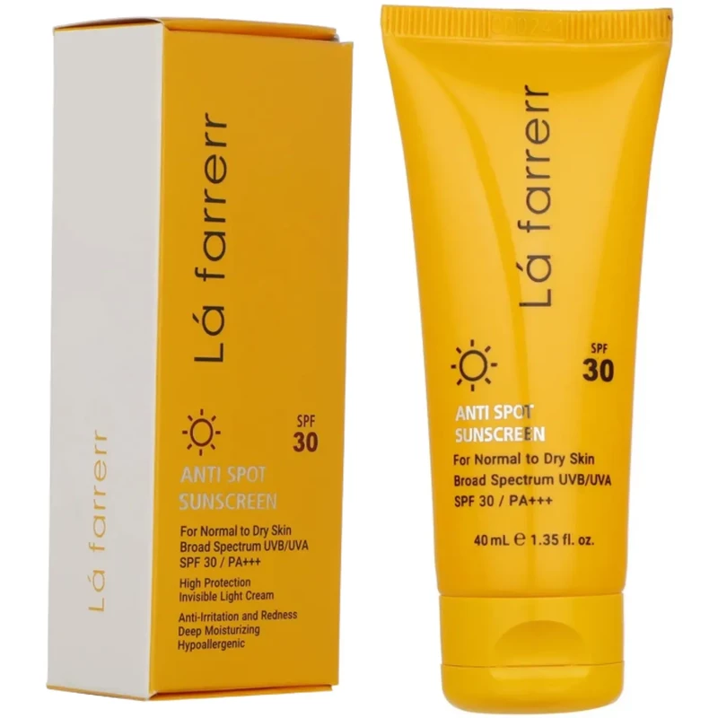 کرم ضد آفتاب بی رنگ لافارر با SPF30 مناسب  پوست خشک و معمولی 40ml