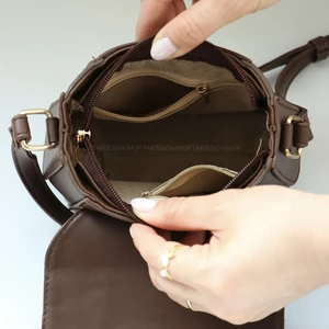 کیف زنانه دوشی مدل نورا