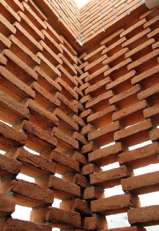 تاریخچه آجر و هنر معماری آجری