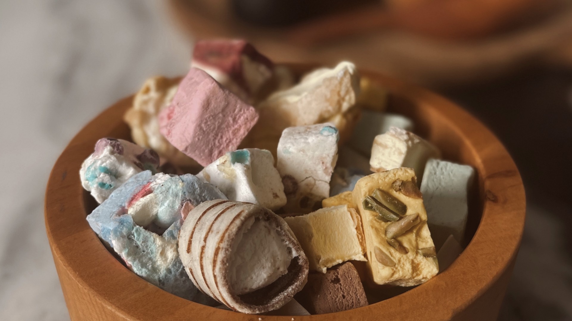 بررسی ارزش غذایی و خواص بستنی خشک