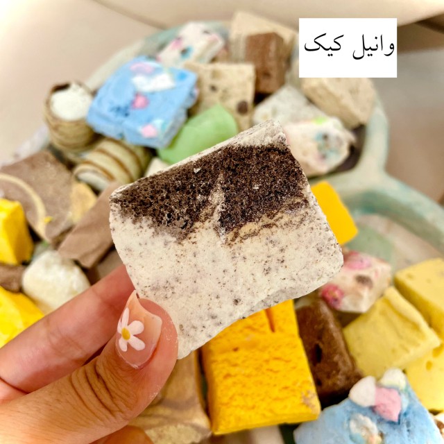 بستنی خشک وانیل براونی