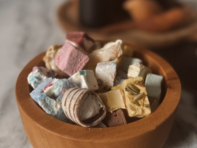 بررسی ارزش غذایی و خواص بستنی خشک