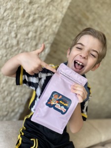 پاستیل اقای خشک